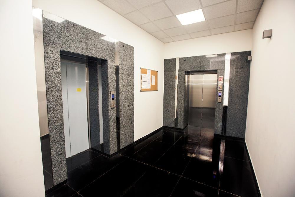 Smart-House Smart Kvartira S Kukhnei Vozle Metro. Kiev Exterior foto